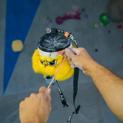 YY Vertical Chick
