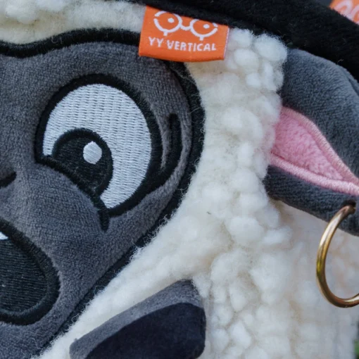 YY Vertical Sheep
