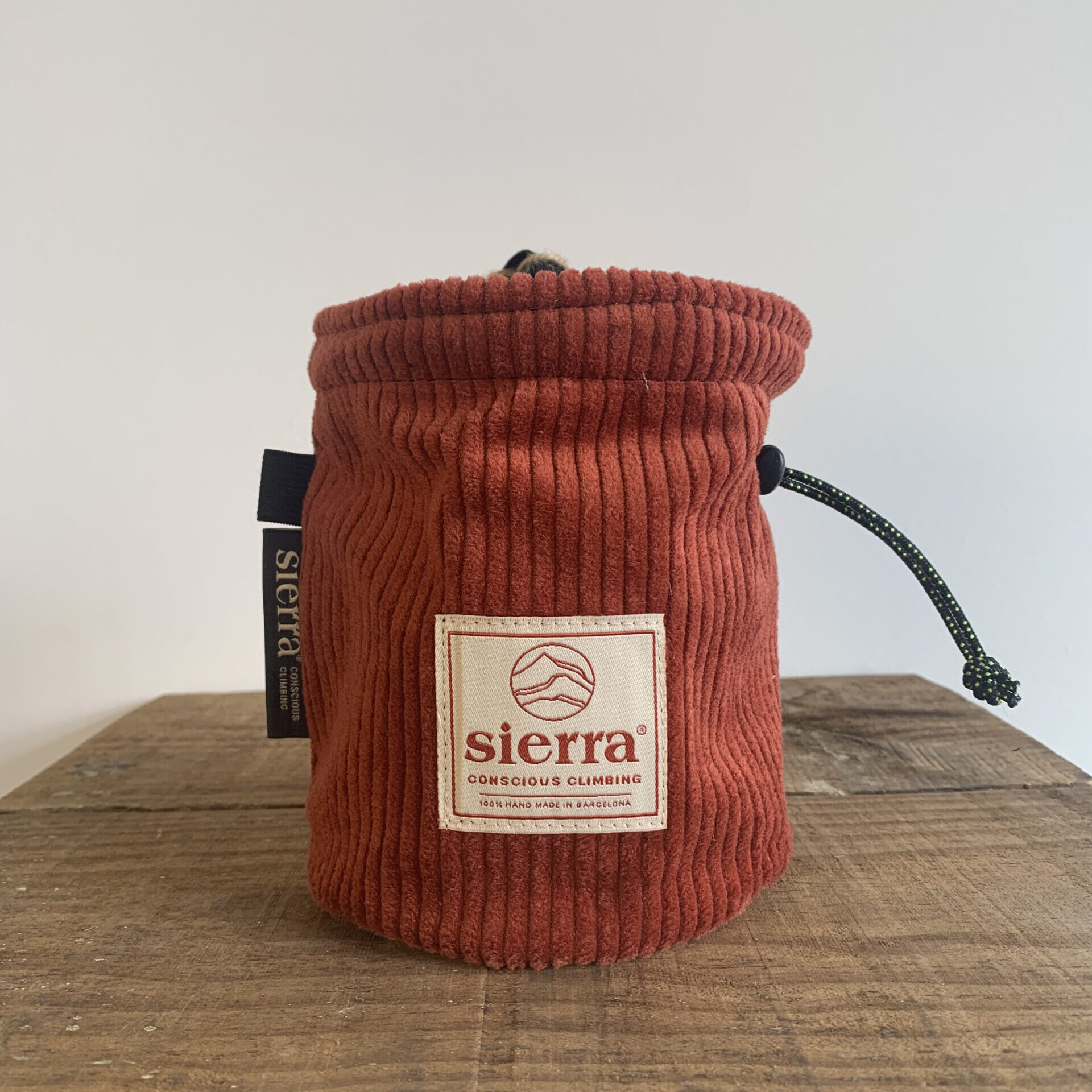 Alternative view of Chalk-Bag Tube Corduroy Navajo Red